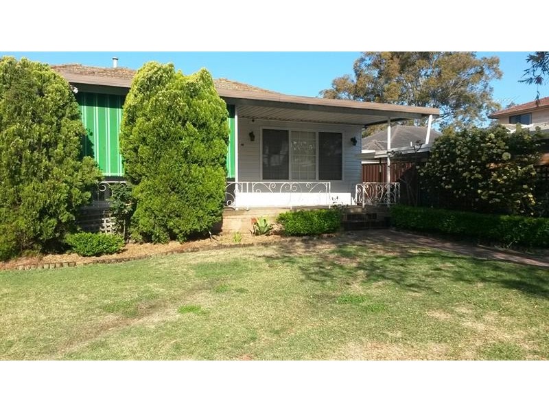25 Woodburn Ave, Panania NSW 2213