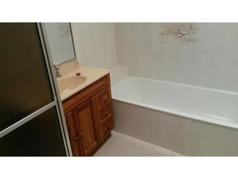 25 Woodburn Ave, Panania NSW 2213