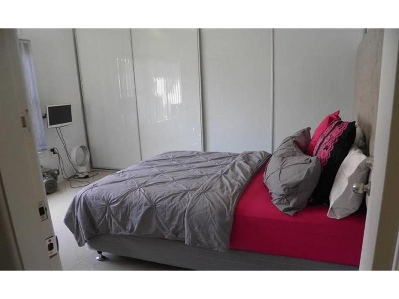 44 Carlton Pde, Punchbowl NSW 2196