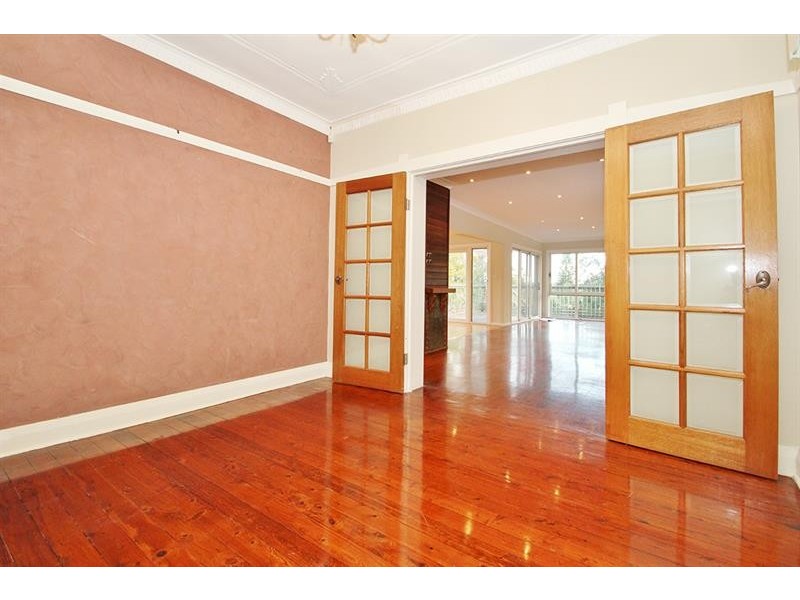 29 Clements St, Russell Lea NSW 2046