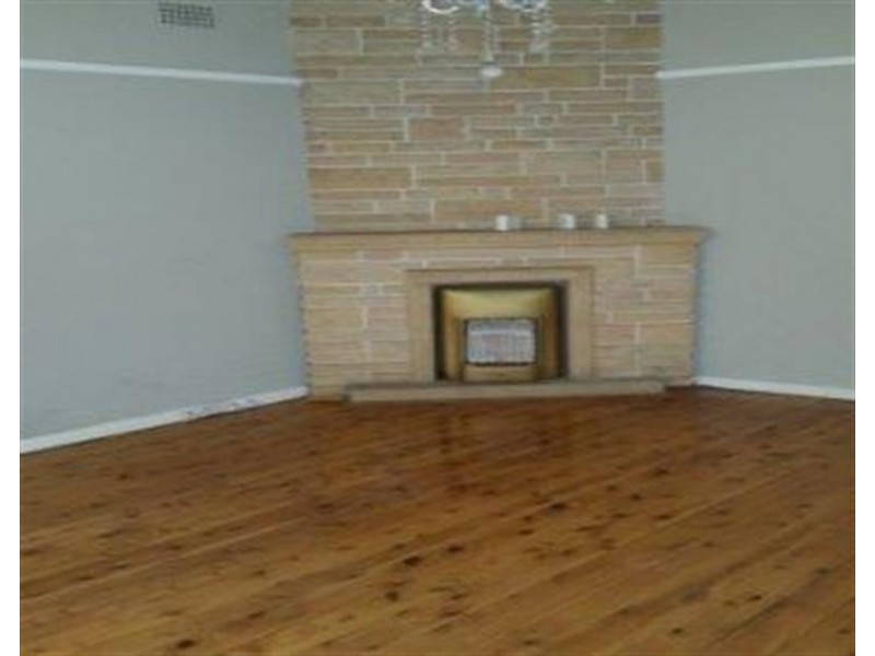 285 William St, Kingsgrove NSW 2208