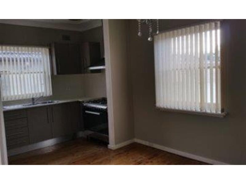 285 William St, Kingsgrove NSW 2208