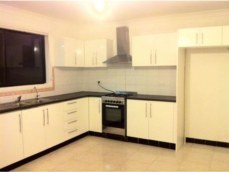 26 Defoe St, Wiley Park NSW 2195