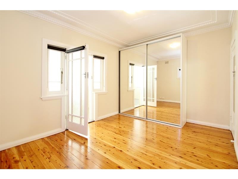 5 Kent Ave, Croydon Park NSW 2133