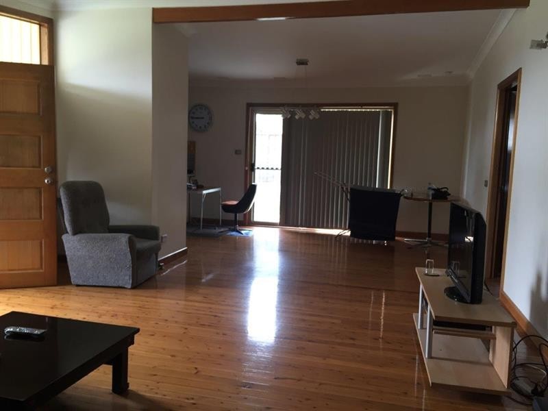 49 St Johns Rd, Bradbury NSW 2560