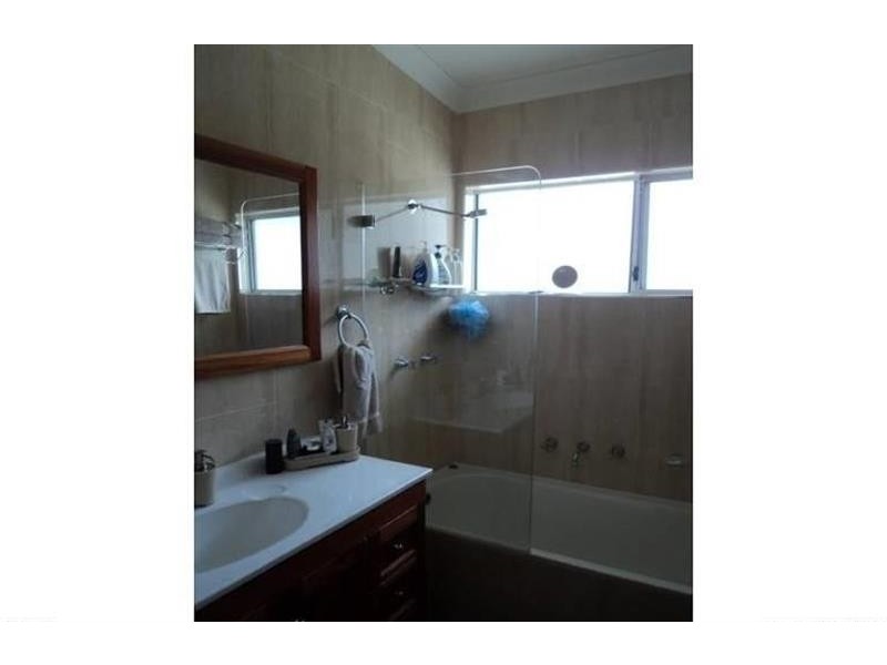 49 St Johns Rd, Bradbury NSW 2560