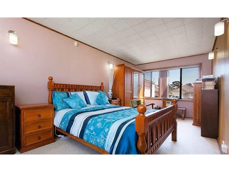 63 Morgan St, Kingsgrove NSW 2208