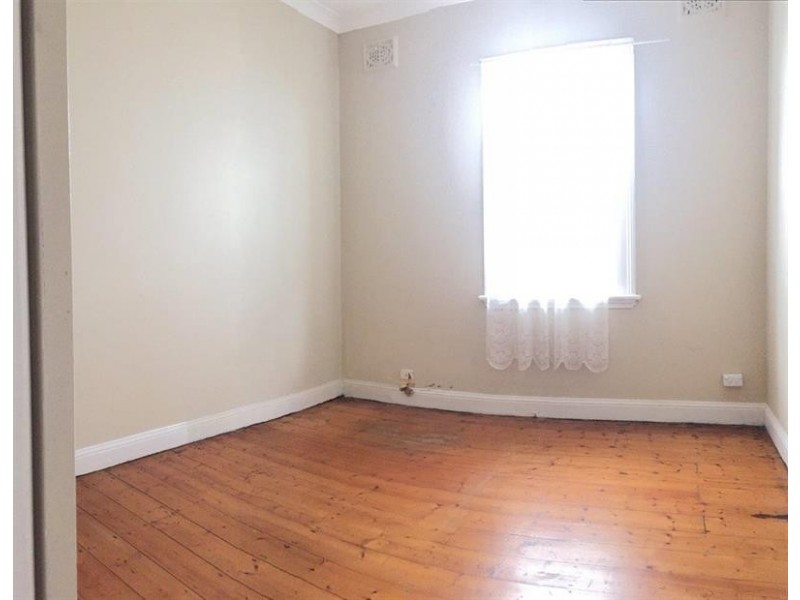 70 Calvert St, Marrickville NSW 2204