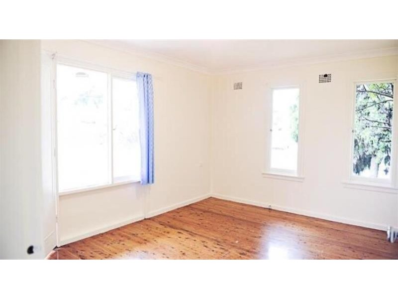 7 Burlison Street, Warwick Farm NSW 2170