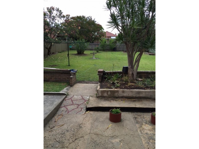 4 Tulloch St, Concord West NSW 2138
