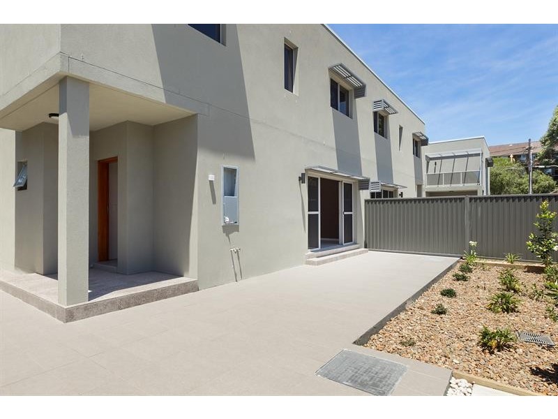 2/30 Green St, Kogarah NSW 2217