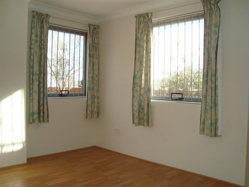 4/23 Macmahon St, Hurstville NSW 2220