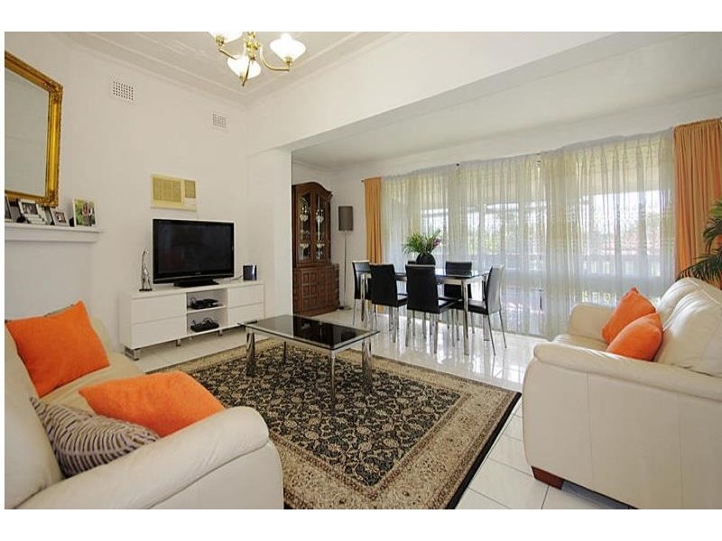 4 Rawson Street, Wiley Park NSW 2195