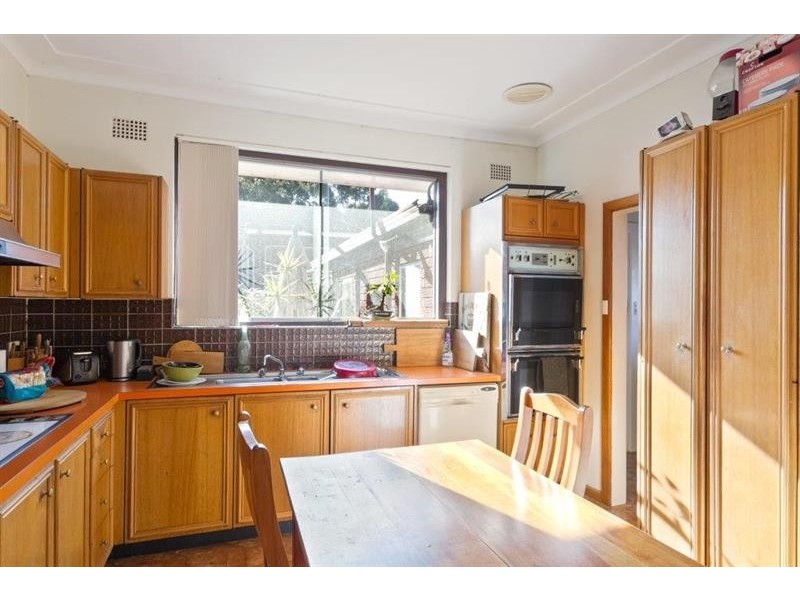 20 Noble St, Rodd Point NSW 2046