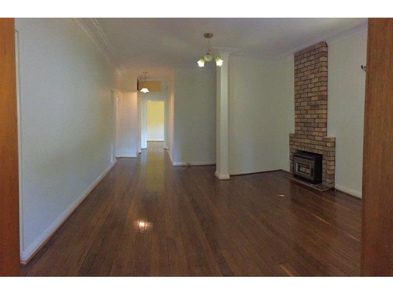 14 Bobadah St, Kingsgrove NSW 2208