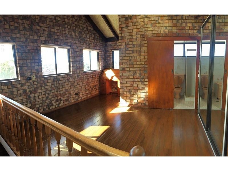 14 Bobadah St, Kingsgrove NSW 2208