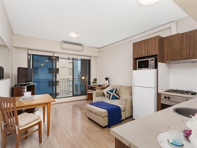 32/27-31 Regent Street, Chippendale NSW 2008