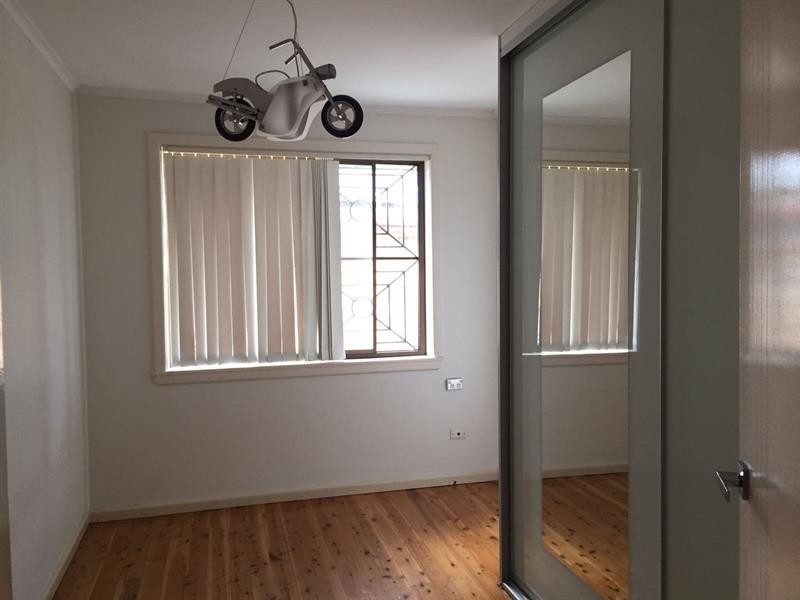 41 Kensington St, Punchbowl NSW 2196