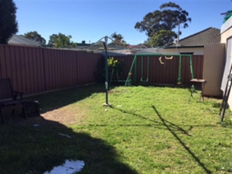 41 Kensington St, Punchbowl NSW 2196