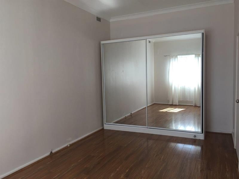 29 Beauchamp St, Wiley Park NSW 2195