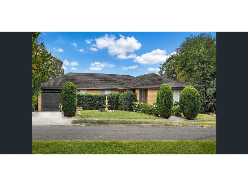 17 Orana Place, Greenacre NSW 2190