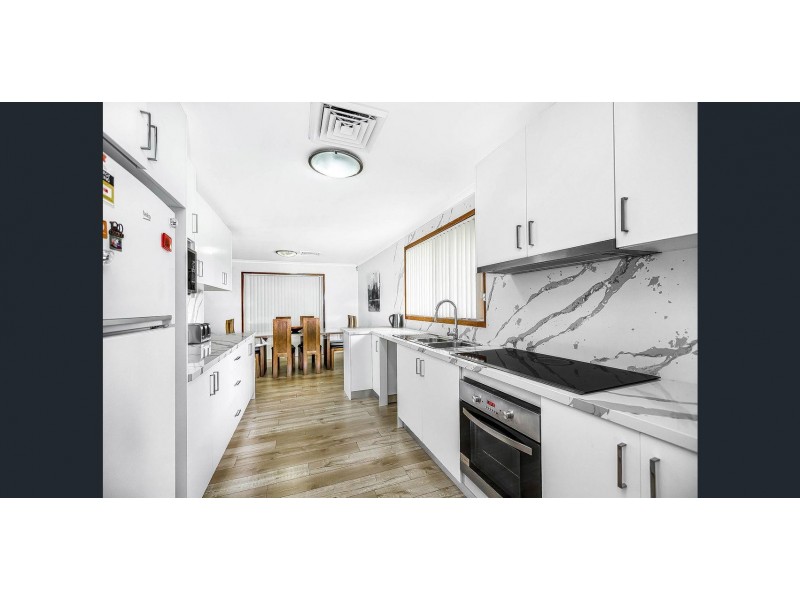 17 Orana Place, Greenacre NSW 2190