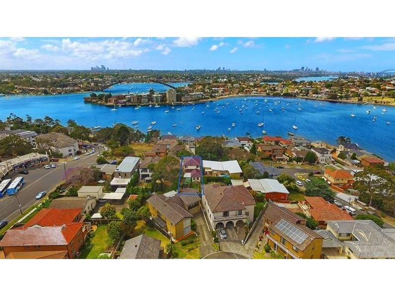 8 Hezlet Street, Chiswick NSW 2046