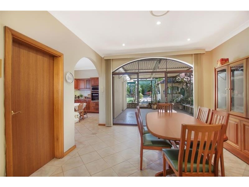 8 Hezlet Street, Chiswick NSW 2046