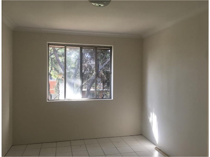 4/35 Hillard St, Wiley Park NSW 2195