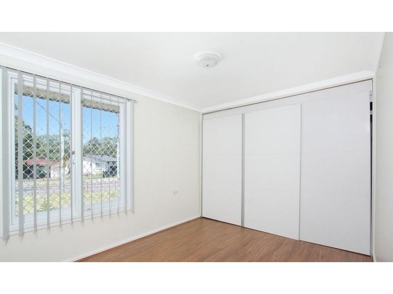 33 Captain Cook Drive, Willmot NSW 2770