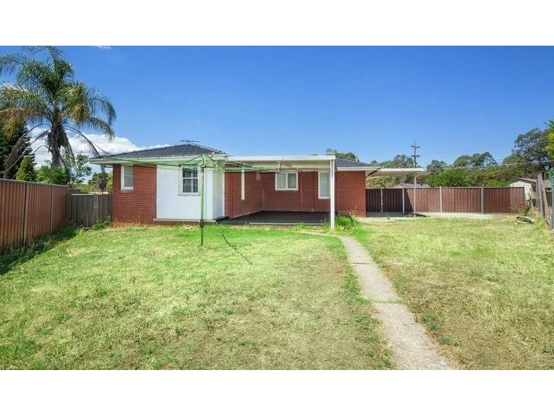 33 Captain Cook Drive, Willmot NSW 2770