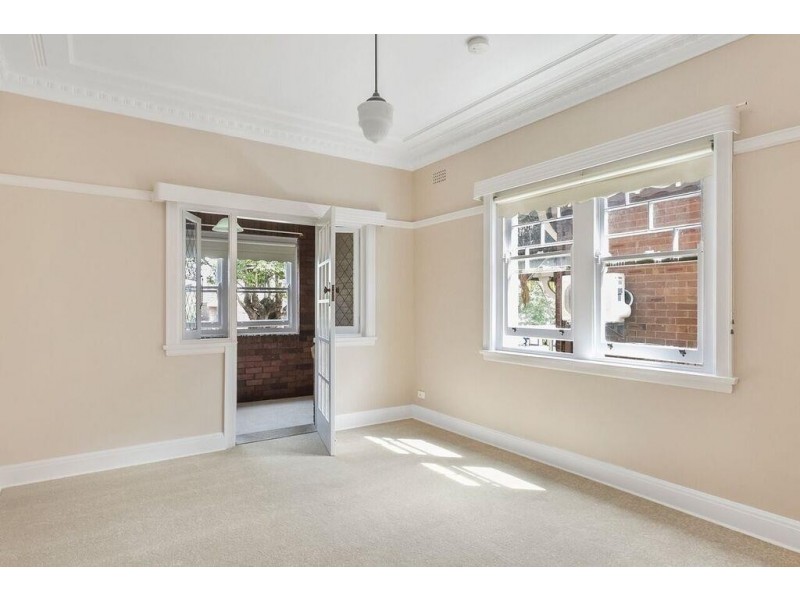 6A Hampden Street, Ashfield NSW 2131