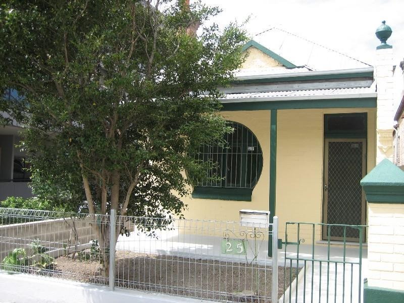 25 Corunna Road, Stanmore NSW 2048