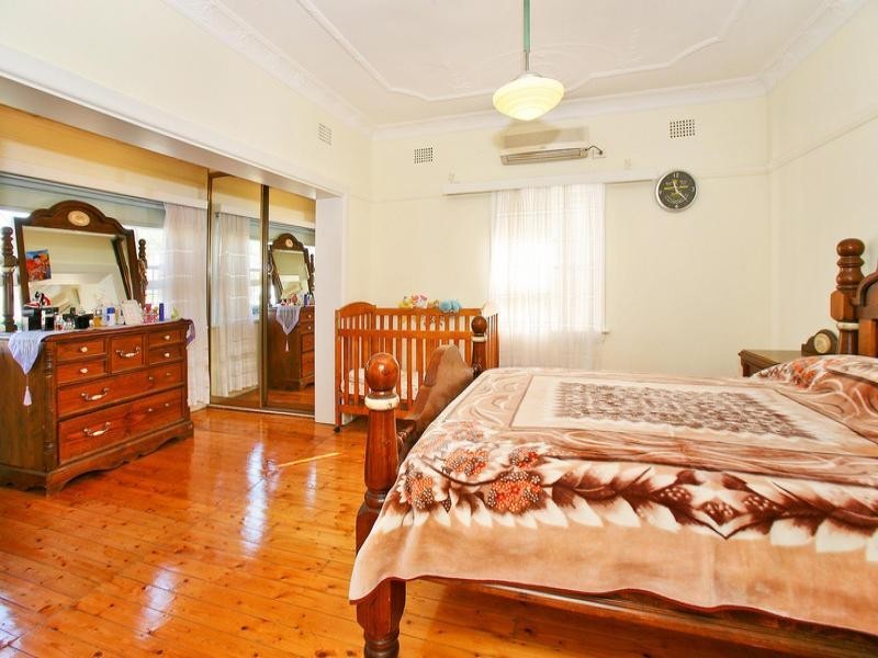 35 James Street, Punchbowl NSW 2196