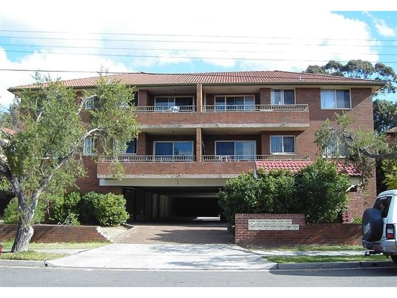 4/9-11 Bellevue Avenue, Lakemba NSW 2195