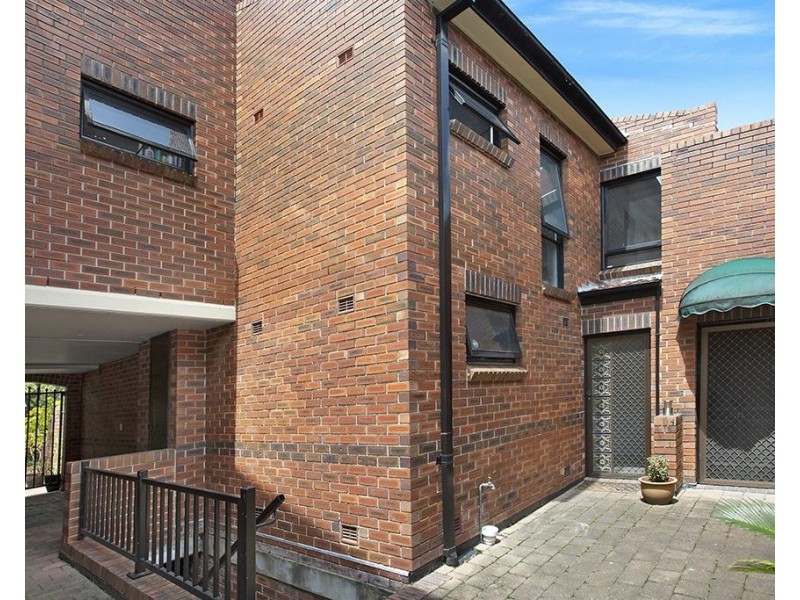 12/150 Wigram  Road, Forest Lodge NSW 2037