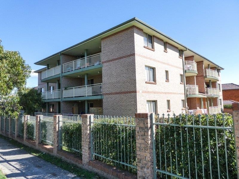 12/31-35 Denman Street, Wiley Park NSW 2195