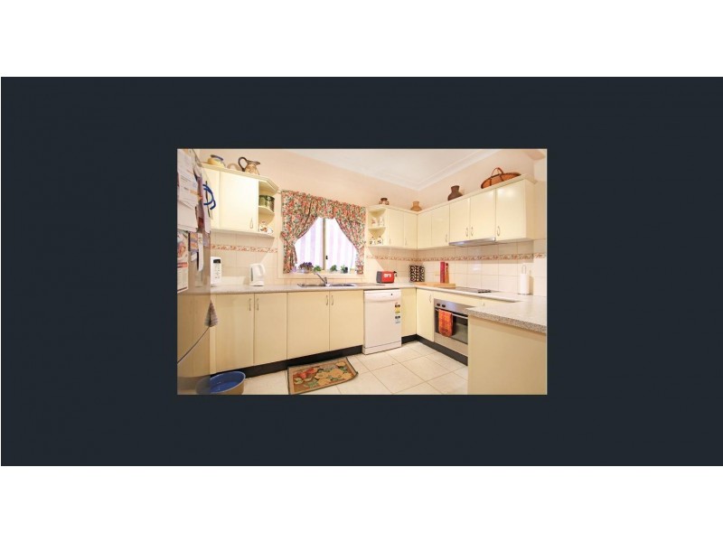32 Dan Street, Campbelltown NSW 2560