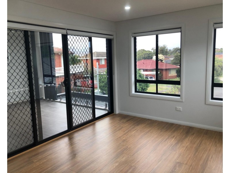 5 Gillian Place, Punchbowl NSW 2196