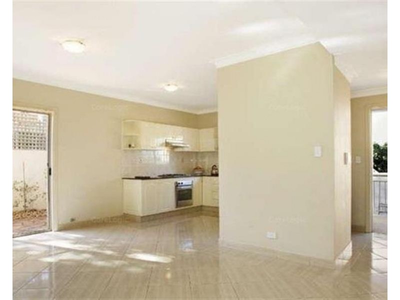 1/7 Montrose Road, Abbotsford NSW 2046