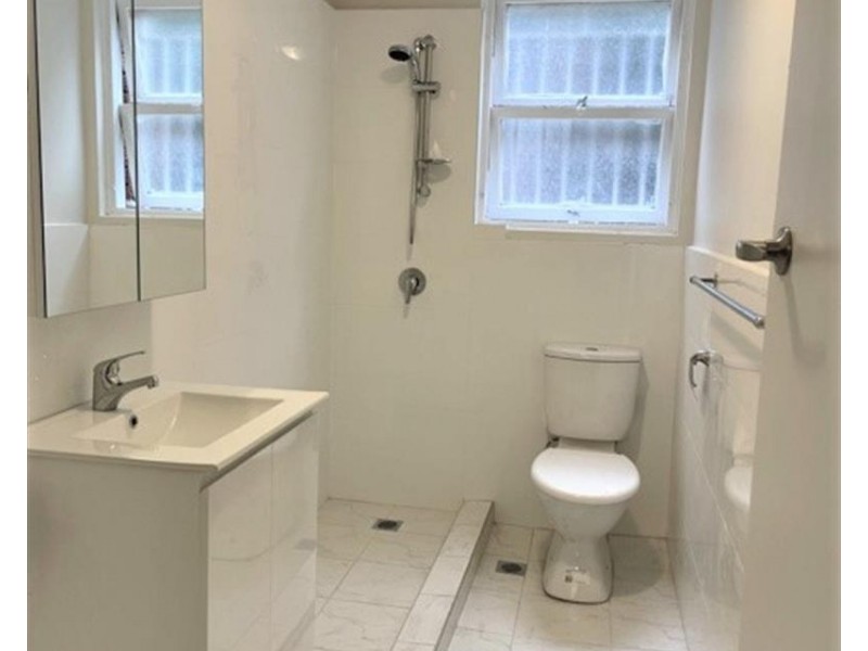 6 /14 Colin Street, Lakemba NSW 2195