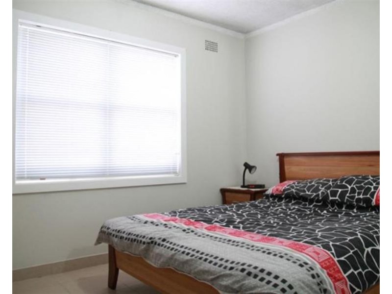 4/12 Renown Avenue, Wiley Park NSW 2195