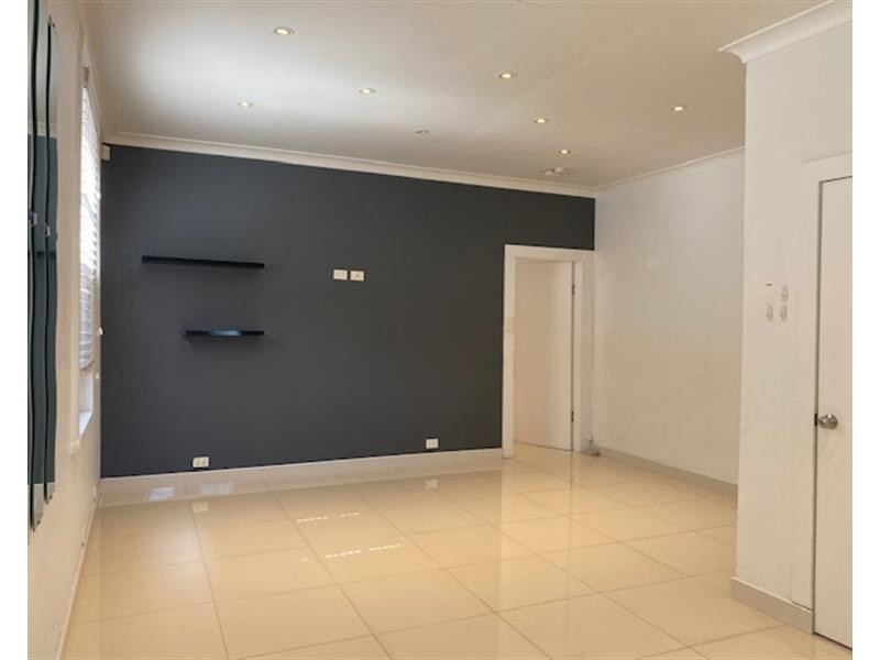 9/385 Forest Road, Bexley NSW 2207