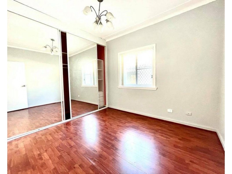 22 Malouf Street, Canley Heights NSW 2166