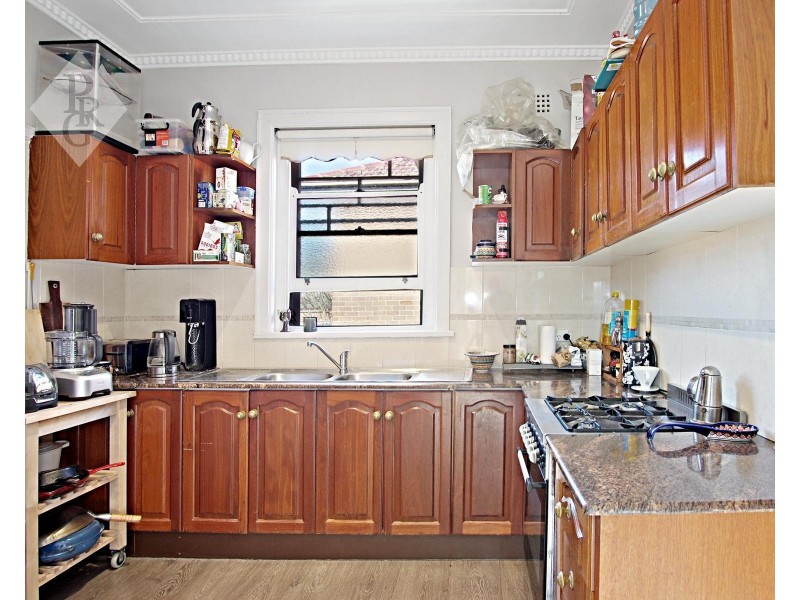 1/6A Hampden Street, Ashfield NSW 2131