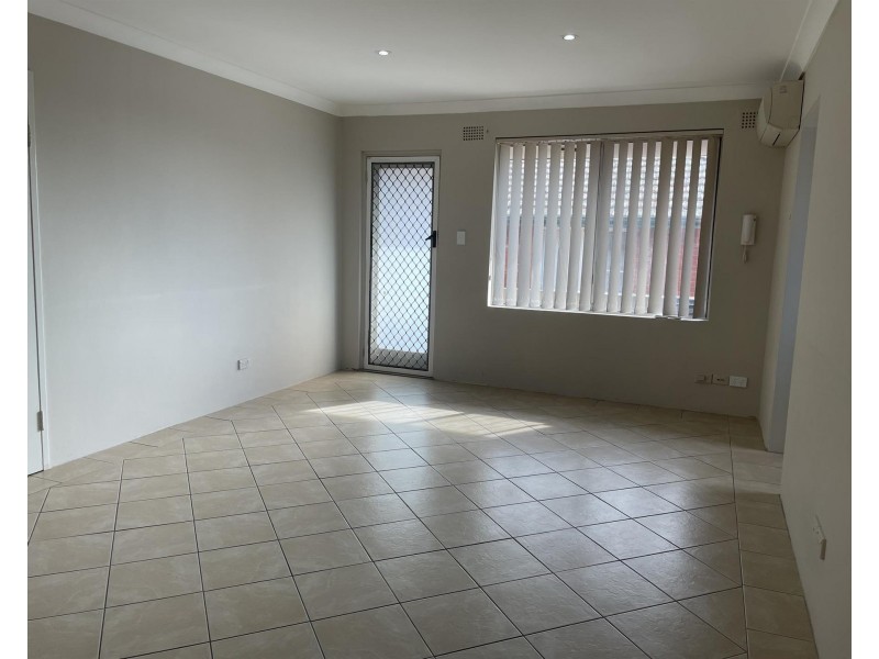 4/10 Broadway, Punchbowl NSW 2196
