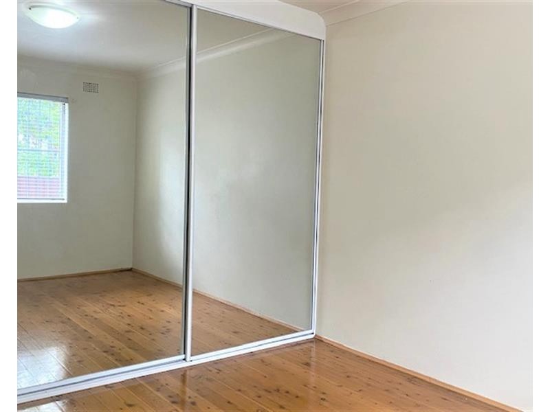 4/17 Dunmore Street, Croydon Park NSW 2133