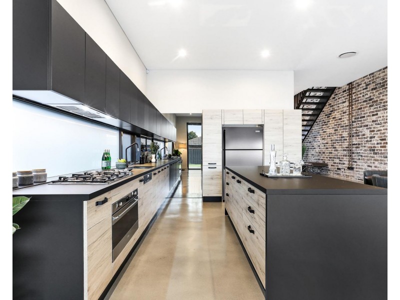 4A Wolli Place, Greenacre NSW 2190