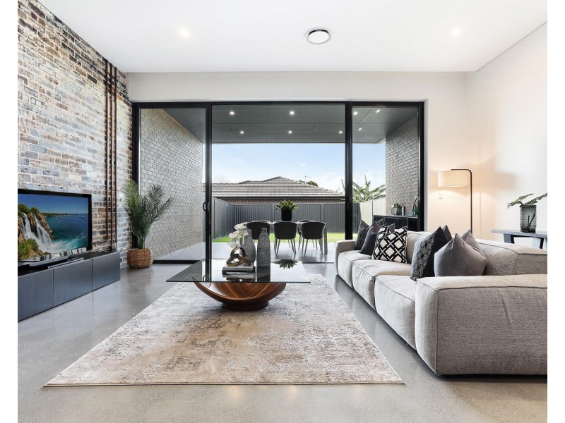 4A Wolli Place, Greenacre NSW 2190