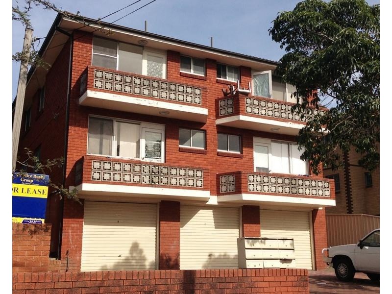 2/20 Colin Street, Lakemba NSW 2195